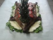 Поросёнок на ананасовой поляне